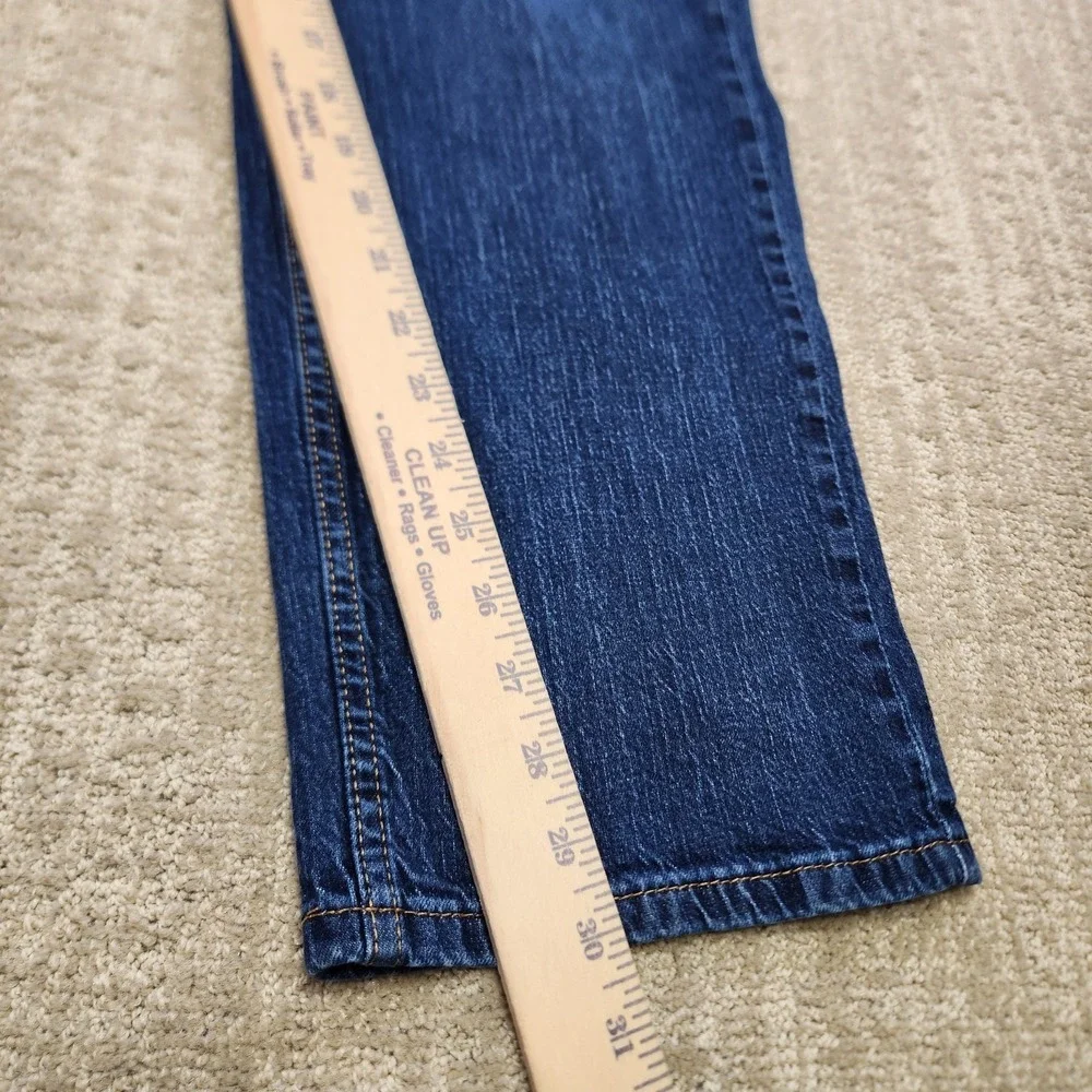 Levis excellent nice